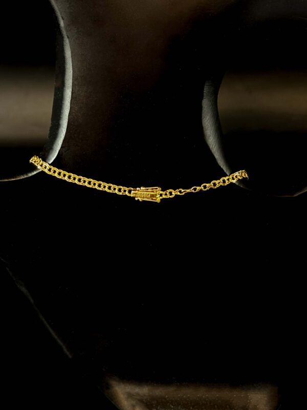 Bismarck 18k necklace - Image 4